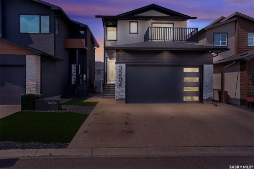 3204 Crosbie Cres, Regina, SK, S4V3S4 | Card Image