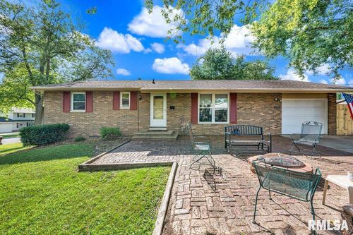 6707 N Rockvale Dr, Peoria, IL, 61614-2336 | Card Image