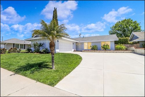 24136 Palmek Cir, Lake Forest, CA, 92630-5220 | Card Image