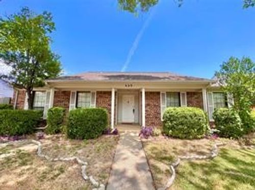 409 Kirkwood Dr, Lewisville, TX, 75067-6526 | Card Image