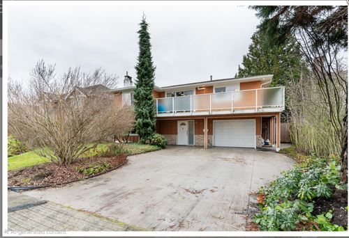 8140 Fairdell Cres, Richmond, BC, V7C1W4 | Card Image