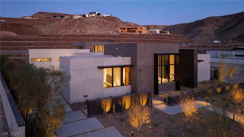 10 Sanctuary Peak Ct, Henderson, NV, 89012-7307 | Card Image