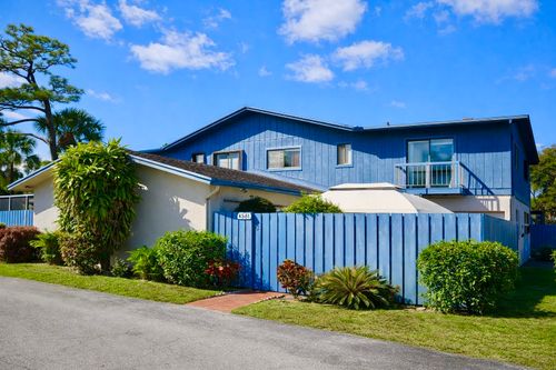 4581 Holly Lake Dr, Lake Worth, FL, 33463-5366 | Card Image