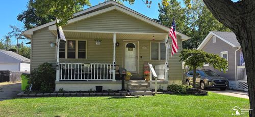 29405 Van Riper St, Flat Rock, MI, 48134-1273 | Card Image