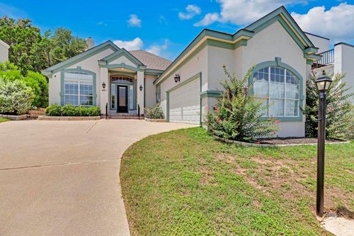 207 Golf Crest Ln, Lakeway, TX, 78734-4633 | Card Image