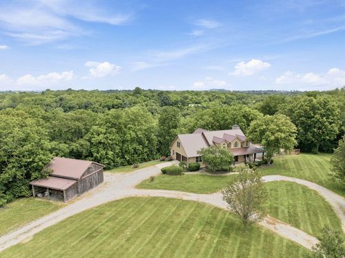 860 Wells Landing Rd, Danville, KY, 40422-9780 | Card Image