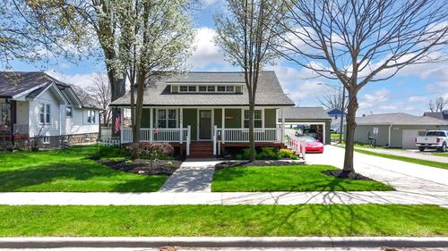 1806 Saint Clair River Dr, Algonac, MI, 48001-1375 | Card Image