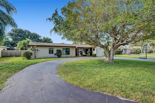 2620 Ne 19th St, Pompano Beach, FL, 33062-3019 | Card Image