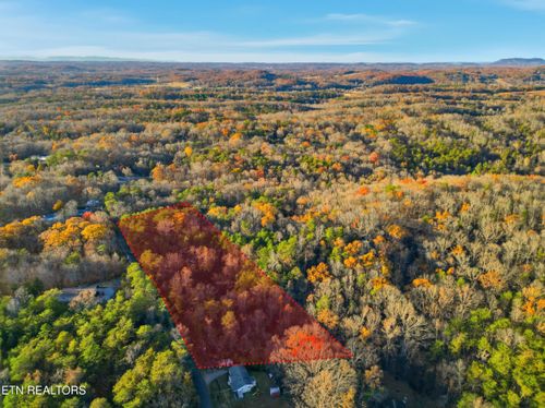 7820 Swaggerty Rd, Knoxville, TN, 37920-8110 | Card Image