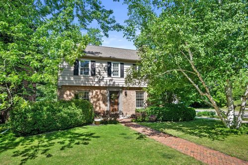 6175 N Kent Avenue, Whitefish Bay, WI, 53217 | Card Image