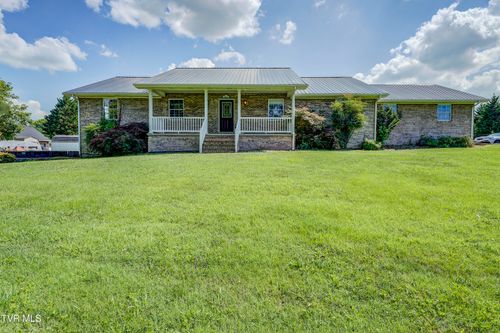 25 Briar Patch Ln, Greeneville, TN, 37745-3711 | Card Image