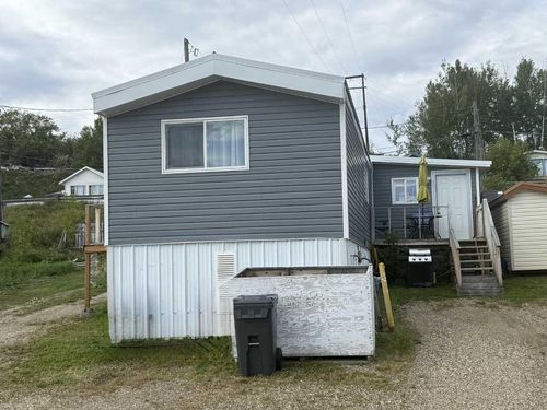 Coolsprings Trailer Park 22a, Peace River, AB, T8S1H3 | Card Image