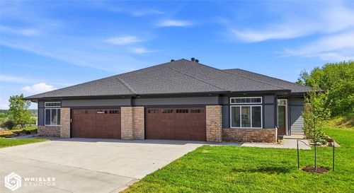 1901 Country Club Dr, Coralville, IA, 52241-1181 | Card Image