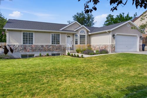 1317 E Knollwood Dr, Sandy, UT, 84092-5320 | Card Image
