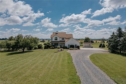5174 Oakhill Street, Louisville, OH, 44641 | Card Image