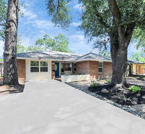 5222 W 43rd St, Houston, TX, 77092-5251 | Card Image