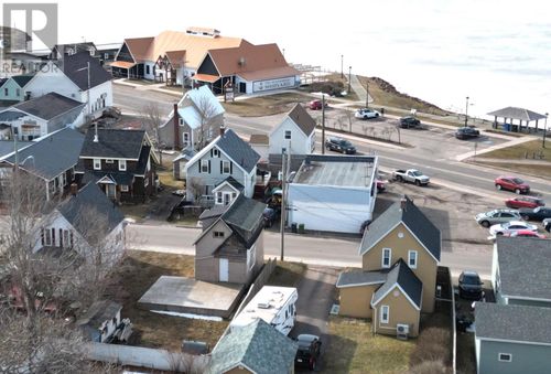 389 Second Street, Summerside, PE, C1N0G2 | Card Image