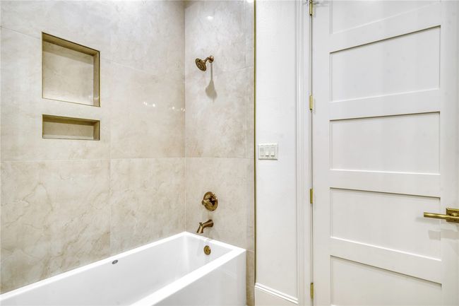 secondary bathroom | Image 23