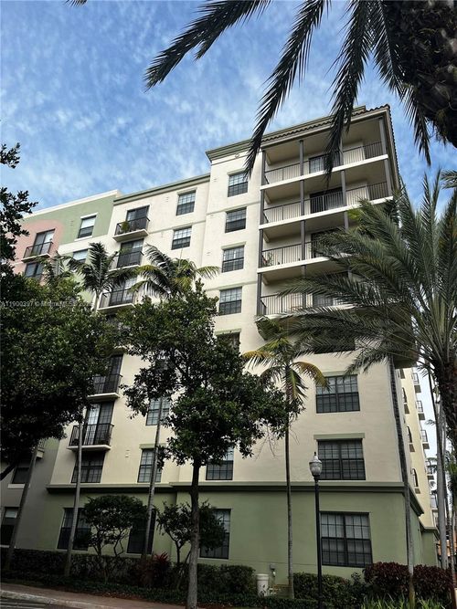 apt-507a-1919 Van Buren St, Hollywood, FL, 33020-7815 | Card Image