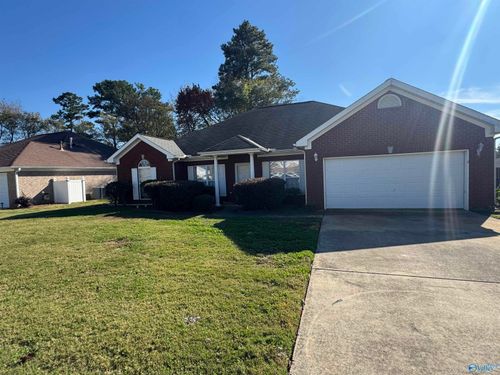 121 Bambi Ln, Madison, AL, 35758-6809 | Card Image