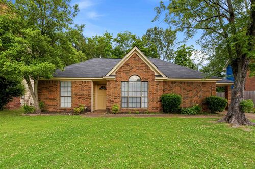 2422 Green Glen Dr, Memphis, TN, 38133-5175 | Card Image