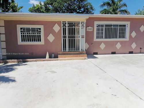 1143 Nw 135th St, North Miami, FL, 33168-6643 | Card Image