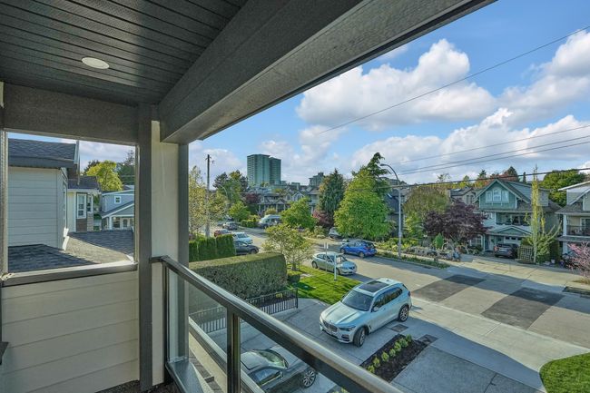 15438 Goggs Avenue, House other with 6 bedrooms, 4 bathrooms and 4 parking in White Rock BC | Image 27