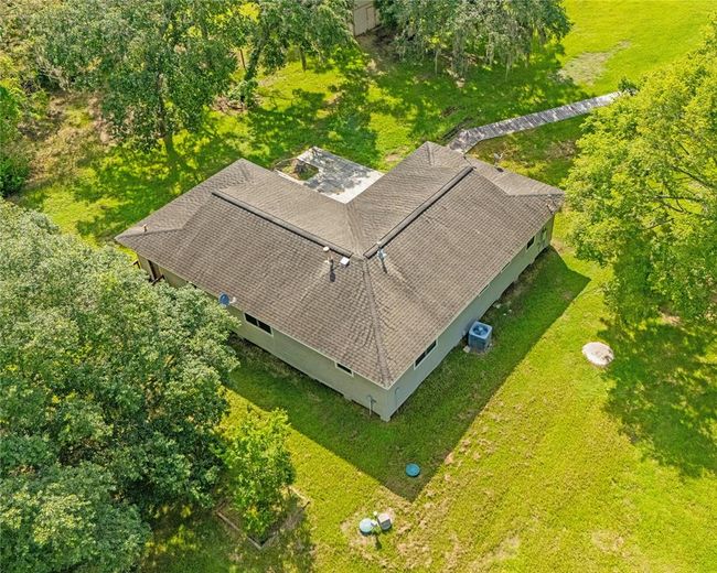 9465 County Road 946a, House other with 4 bedrooms, 2 bathrooms and null parking in Brazoria TX | Image 25