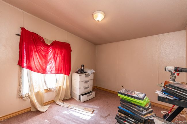 989 Oil Wl, Home with 3 bedrooms, 2 bathrooms and null parking in Pipe Creek TX | Image 20