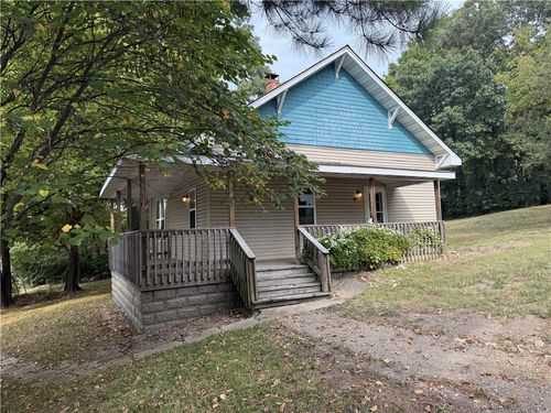402 N Chestnut St, Harrison, AR, 72601-3702 | Card Image