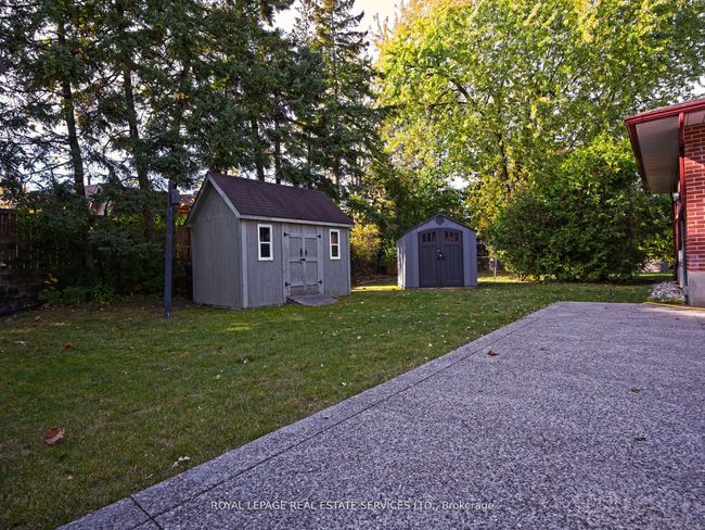 231 Elizabeth St S, House other with 6 bedrooms, 5 bathrooms and 4 parking in Brampton ON | Image 38