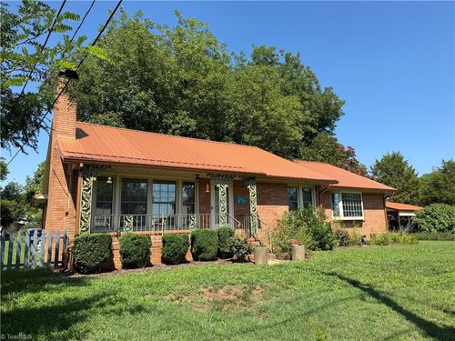 232 W 5th St, Lexington, NC, 27292-2650 | Card Image