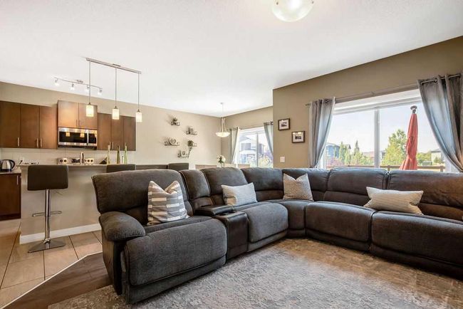 5 Drake Landing Loop, House detached with 3 bedrooms, 2 bathrooms and 5 parking in Okotoks AB | Image 16