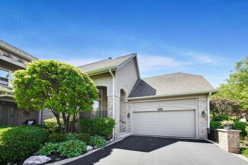 11171 Edgebrook Ln, Indian Head Park, IL, 60525-6973 | Card Image
