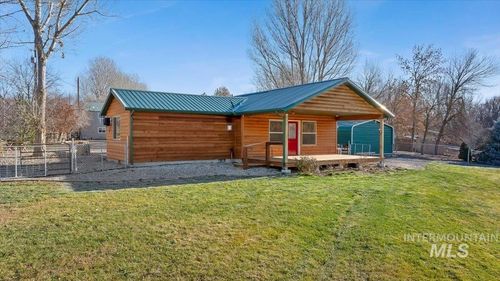 2909 S 1110 E, Hagerman, ID, 83332-5812 | Card Image
