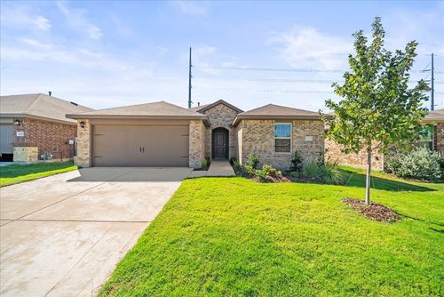 1532 Skyline Dr, Denton, TX, 76207-2189 | Card Image