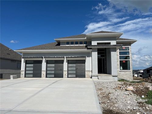 16933 Parkhill St, Overland Park, KS, 66221-2565 | Card Image