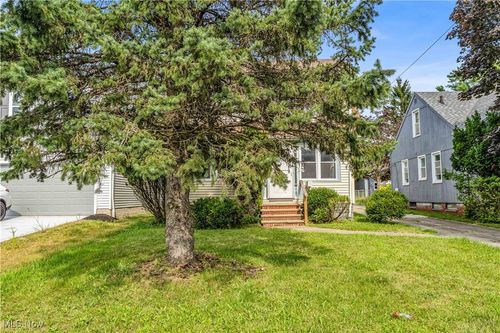 5181 Clement Ave, Maple Heights, OH, 44137-1319 | Card Image