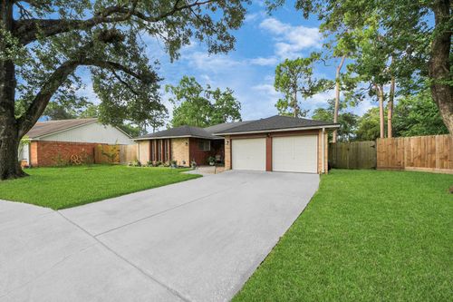 4515 Dawn Creek Ln, Spring, TX, 77388-3910 | Card Image