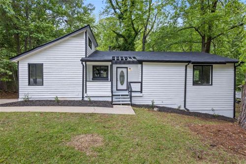 9438 Cedar Creek Pl, Douglasville, GA, 30135-1502 | Card Image