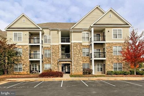 apt-b-13359 Connor Dr, CENTREVILLE, VA, 20120-3052 | Card Image