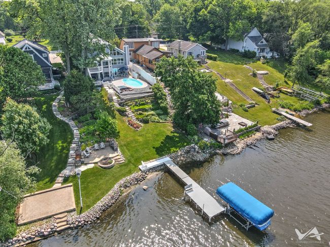 6N142 Riverside Dr, House other with 4 bedrooms, 4 bathrooms and 2 parking in St. Charles IL | Image 35