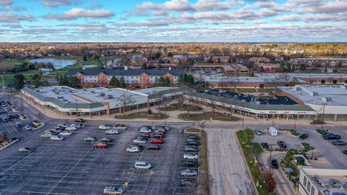 264 Hawthorn Village Cmns, Vernon Hills, IL, 60061-1519 | Card Image