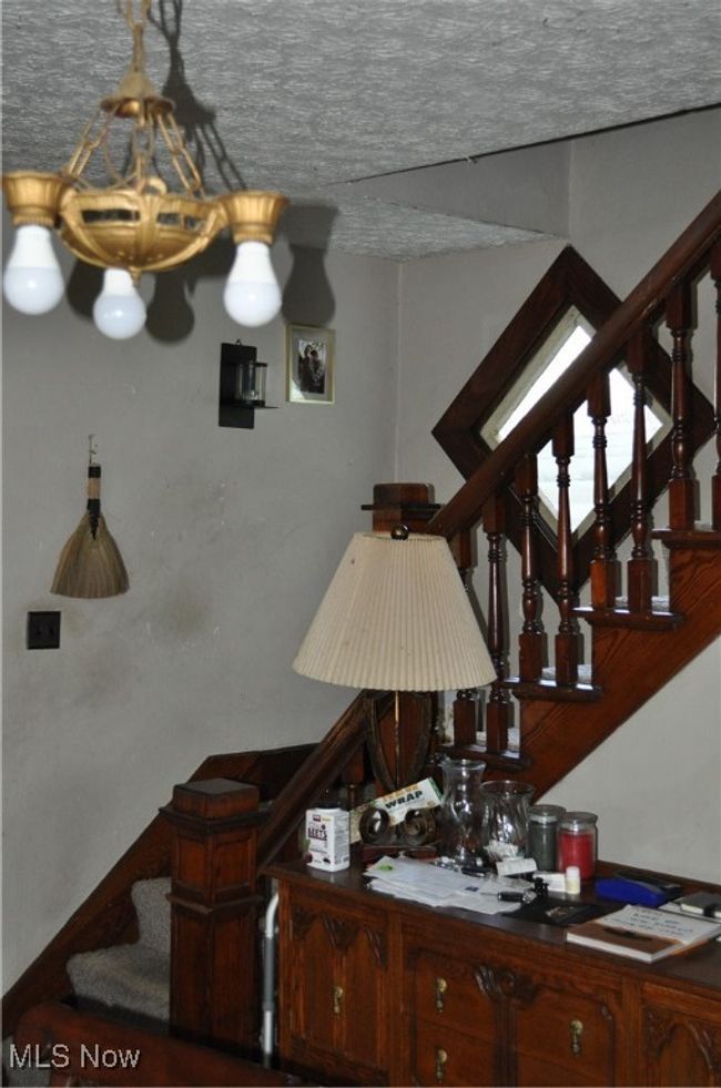 82 W 1 St St, House other with 5 bedrooms, 2 bathrooms and null parking in Frazeysburg OH | Image 18