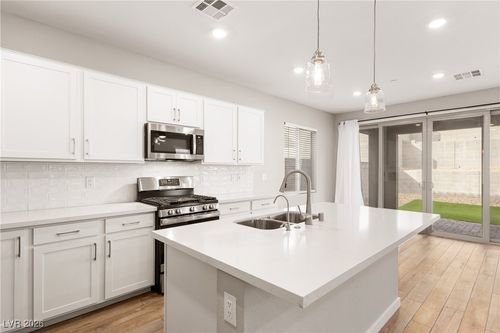 2383 Ridgeline Wash St, Las Vegas, NV, 89138-6410 | Card Image