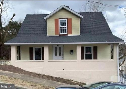 806 Carlton Avenue, BETHLEHEM, PA, 18015 | Card Image