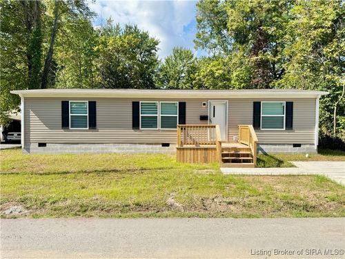 232 Oak St, Austin, IN, 47102-1421 | Card Image