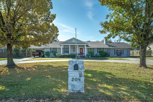204 Southridge St, Edgewood, TX, 75117-3322 | Card Image