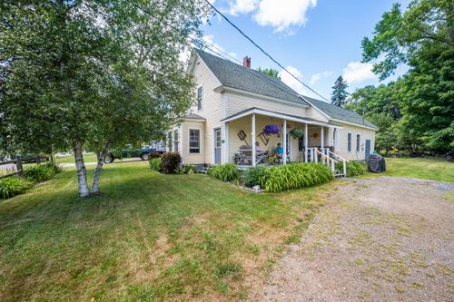 13 Cross St, Rangeley, ME, 04970-3034 | Card Image