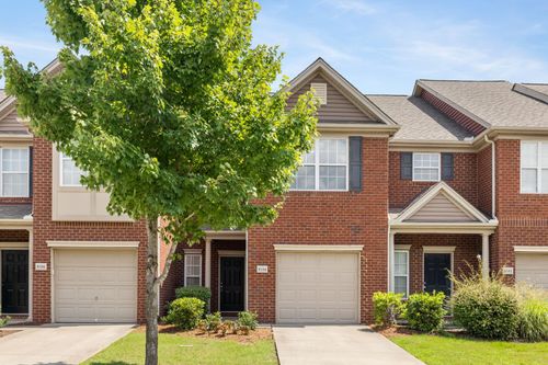 8104 Valley Oak Dr, Brentwood, TN, 37027-8359 | Card Image